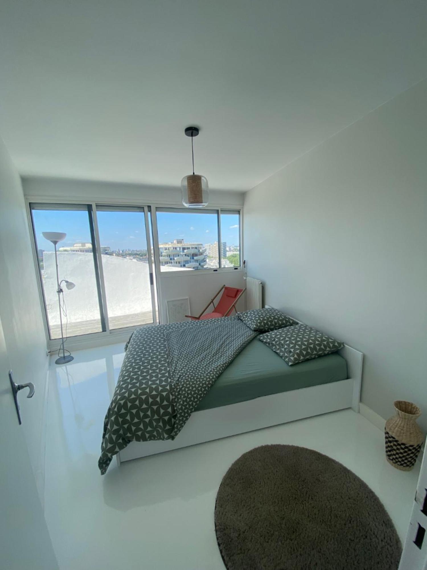 14Eme Et Der Etage "Arty" Avec 2 Chambres Et Vue Panoramique ! Creteil Ngoại thất bức ảnh
